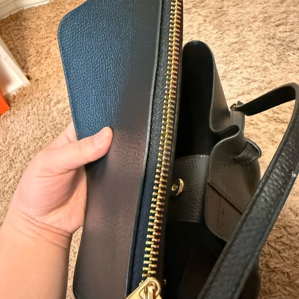Isadora Black Leather Tote Bag